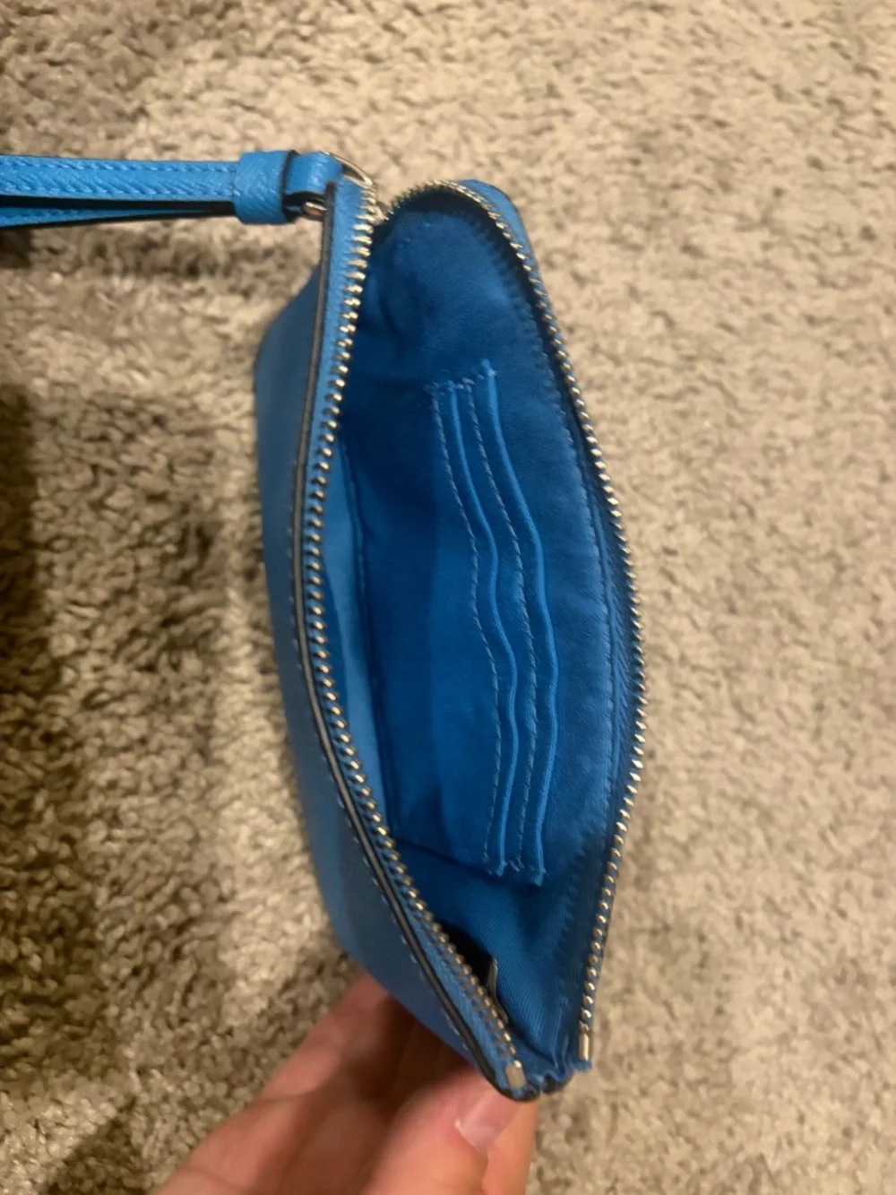Coach Corner Zip Wristlet F58032 – Blue Crossgrain Leather